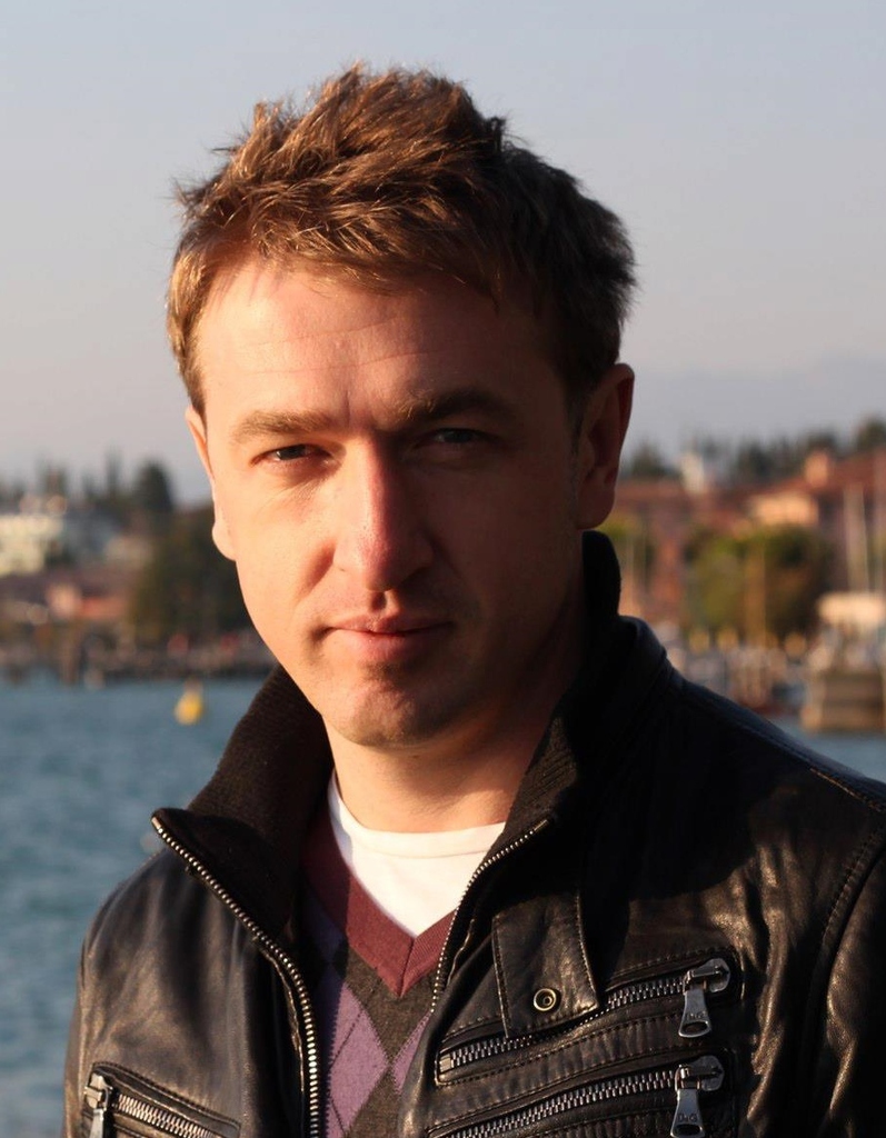 Дмитрий Навоша 