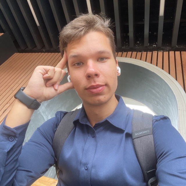 Арсений Самойлов 